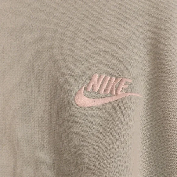 Nike Light Pastel  Green  Hoodie . Size XL. Beautiful Color For Spring 🌼. - Picture 2 of 7